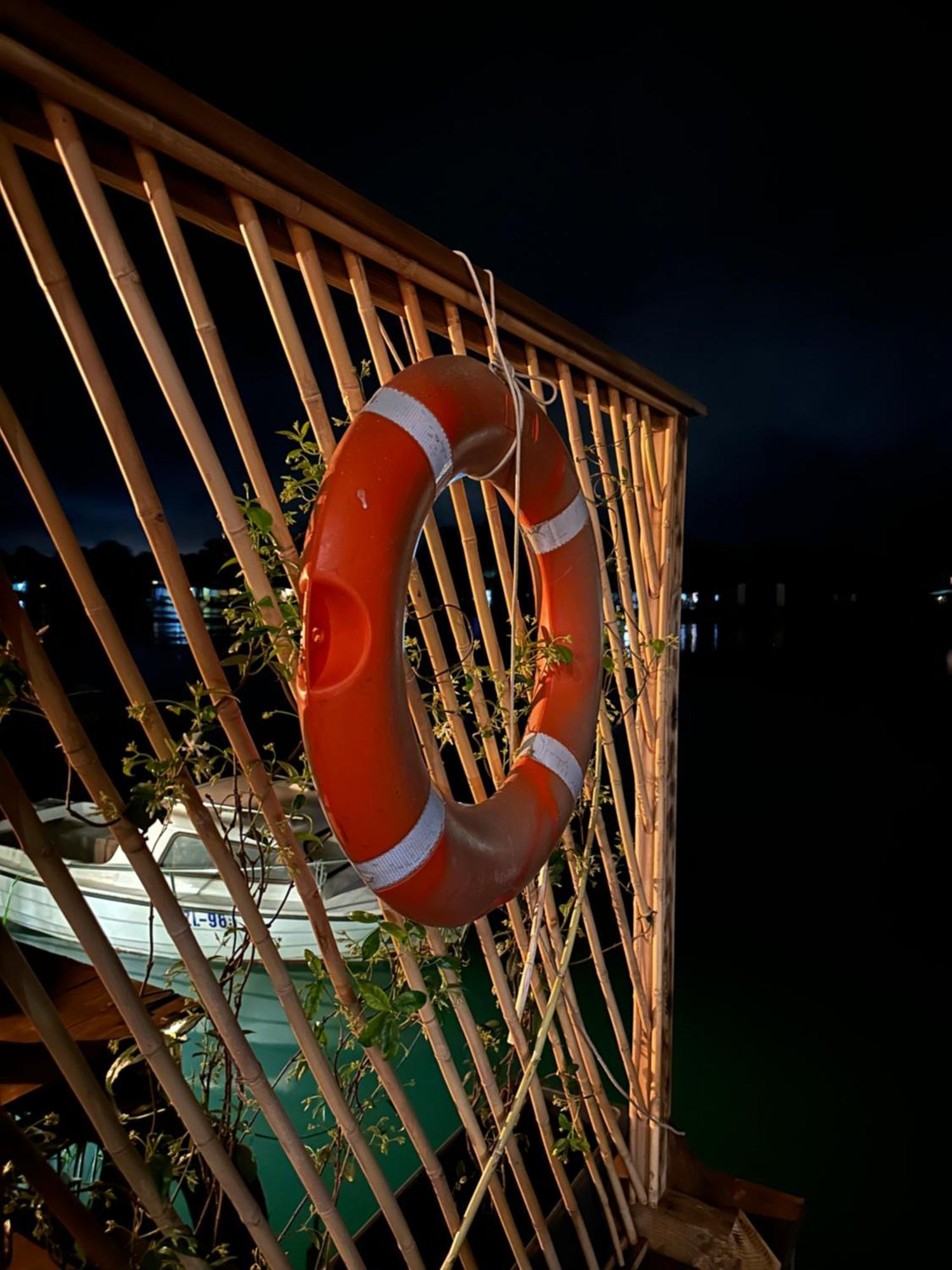 Meris Ulcinj Luaran gambar