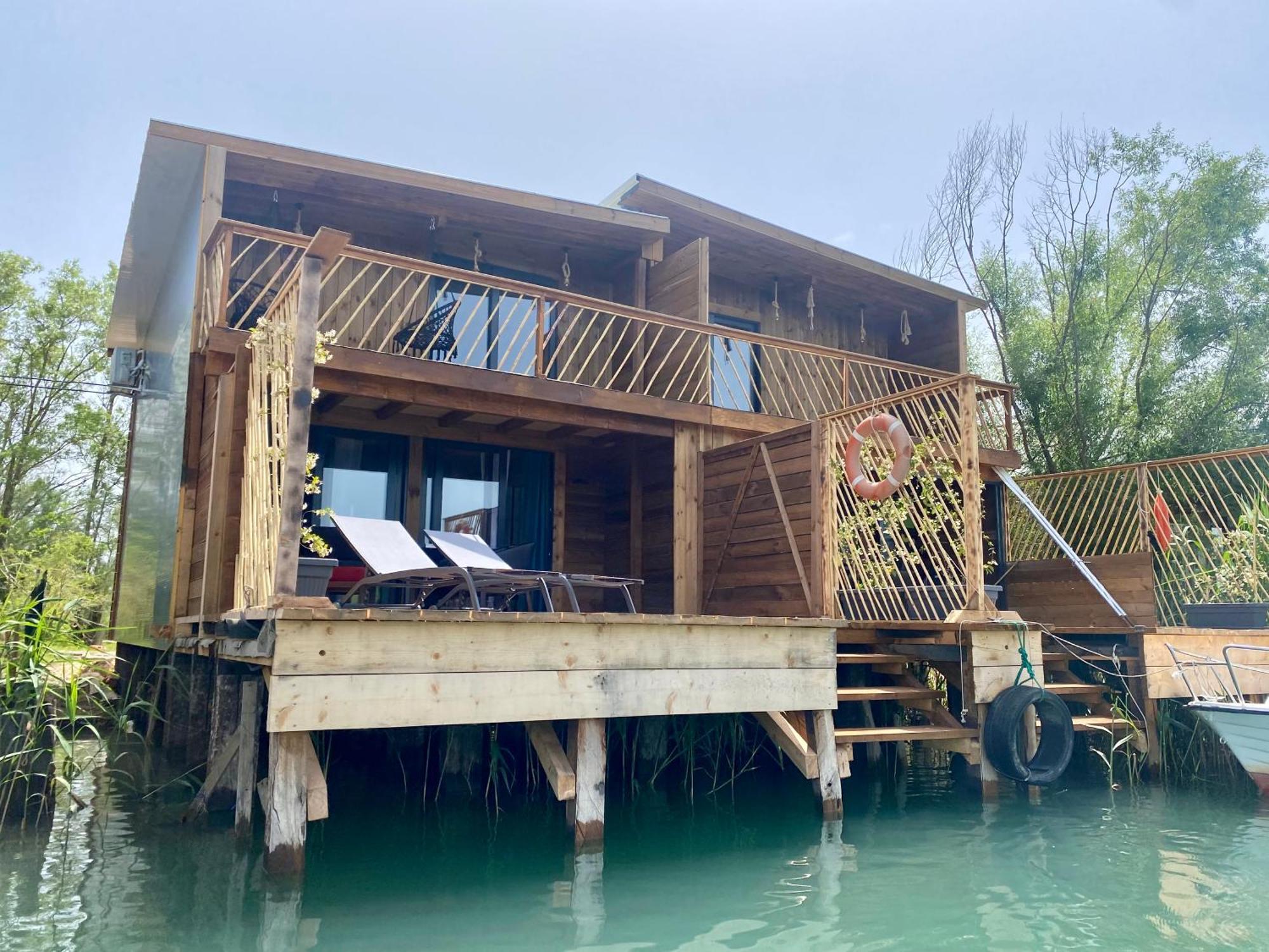 Meris Ulcinj Luaran gambar